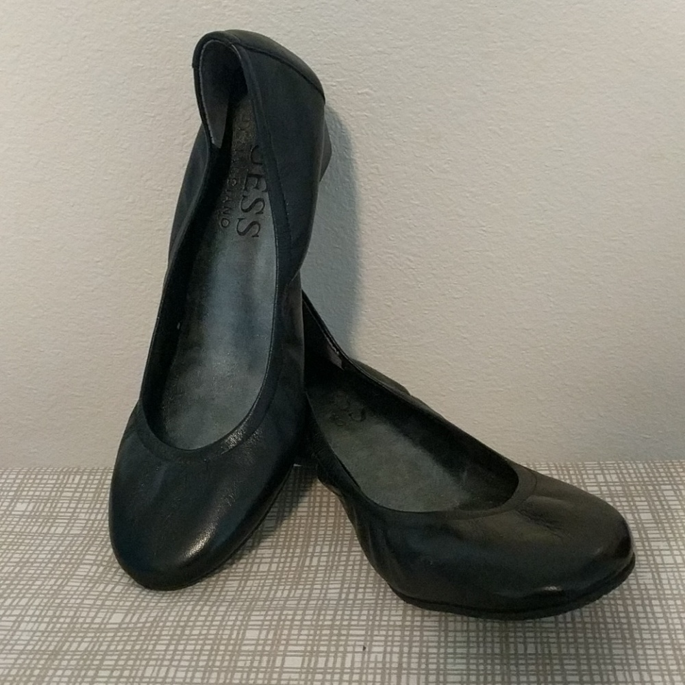 Guess by Marciano flats